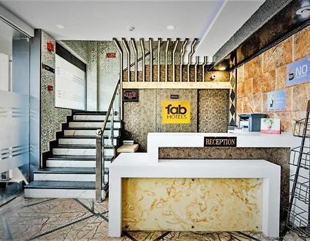 Hotel Metro Lucknow Exterior photo